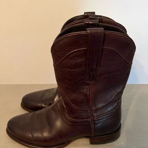 Tecovas the Earl Stout Bovine Sz 10 Worn 1 or 2X for about an hour